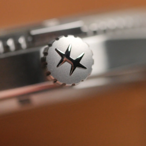 Hamilton Khaki Field Expedition corona