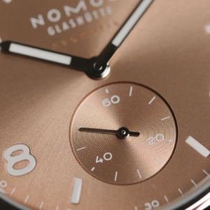 Nomos Club Sport Neomatik secondina