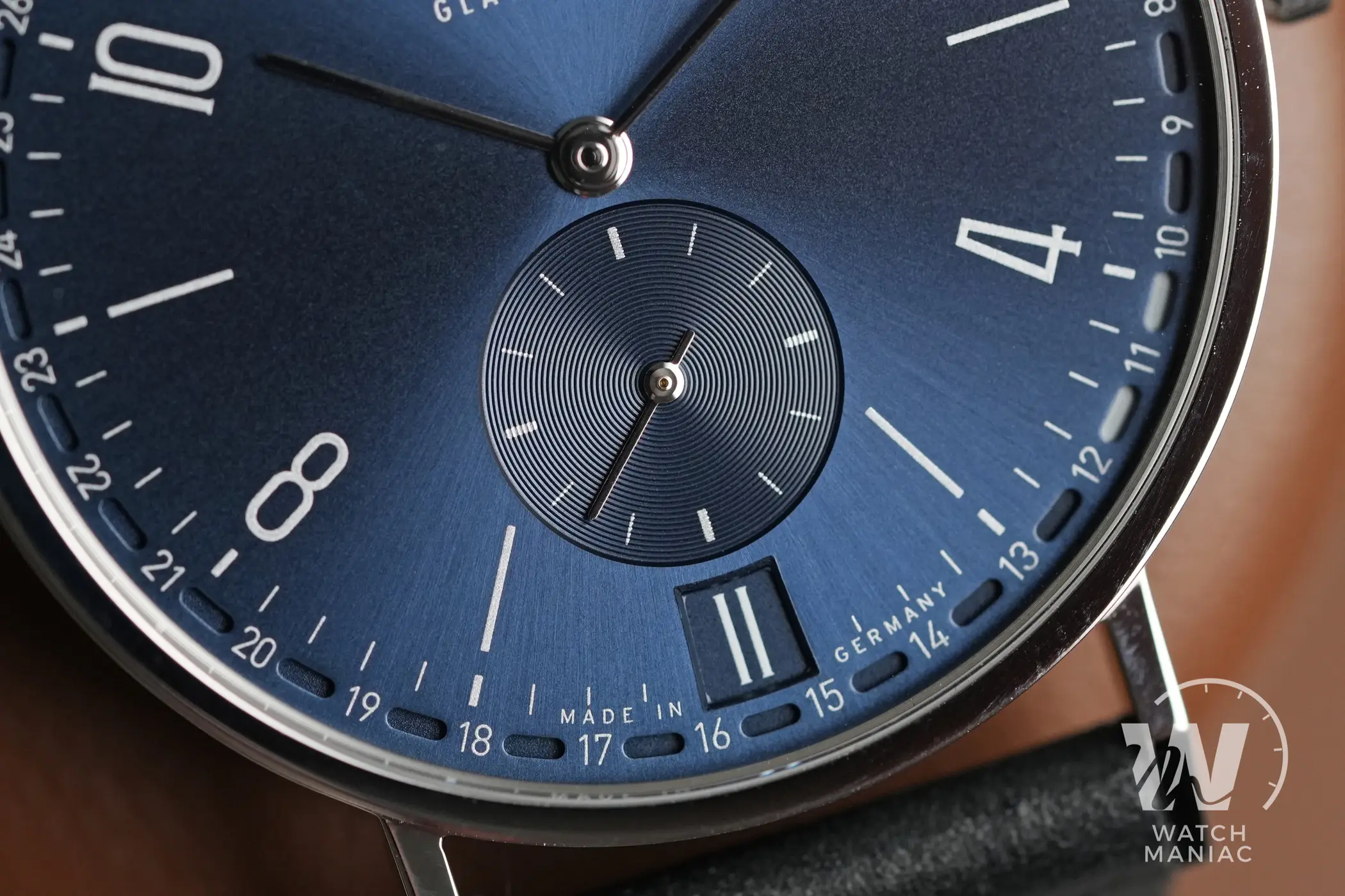 Nomos Tangente 2Date