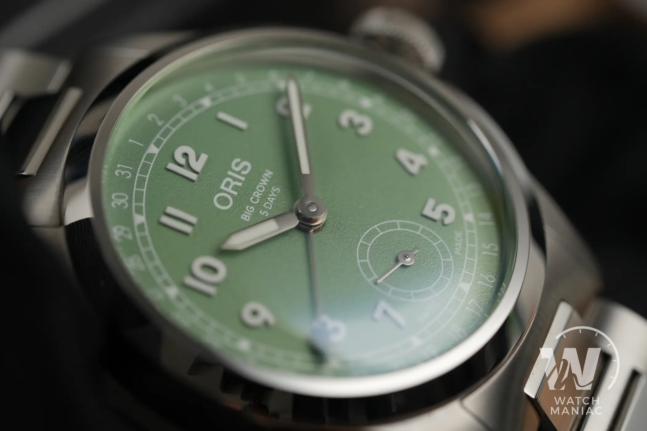 Big Crown Pointer Date Calibre 403